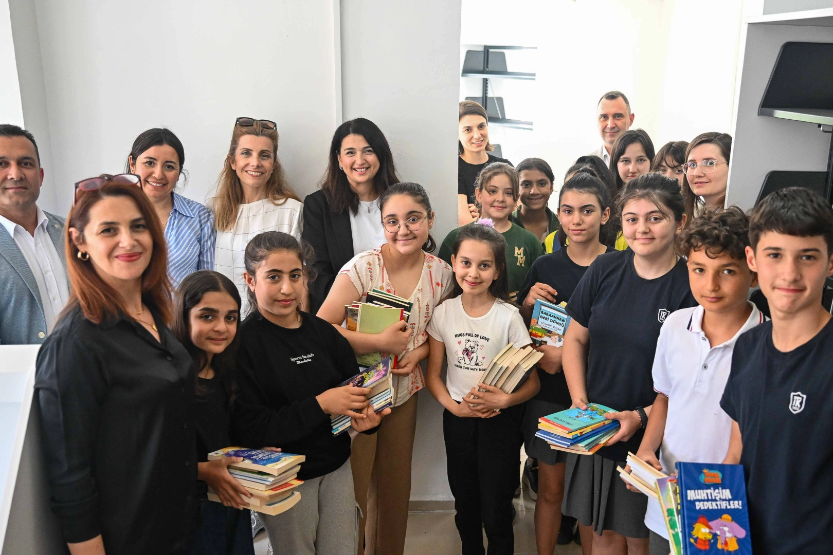 İTK'dan BELGEM'e anlamlı kitap bağışı
