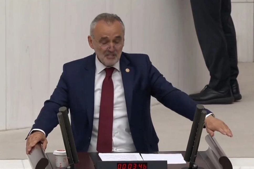 Akalın, TRT Bütçesindeki İsrafı Meclise Taşıdı
