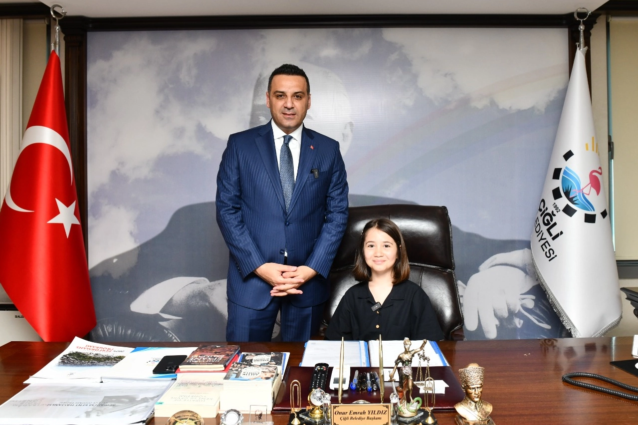 Çiğli'de Minik Başkan'dan Eğitim İçin Talep
