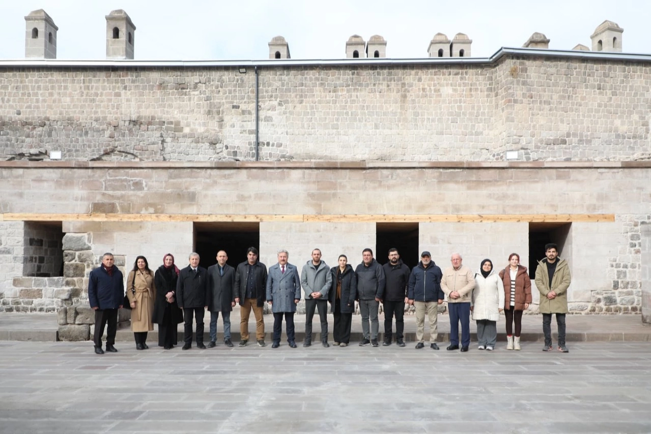 Kayseri Melikgazi'de Gön Han küllerinden doğdu