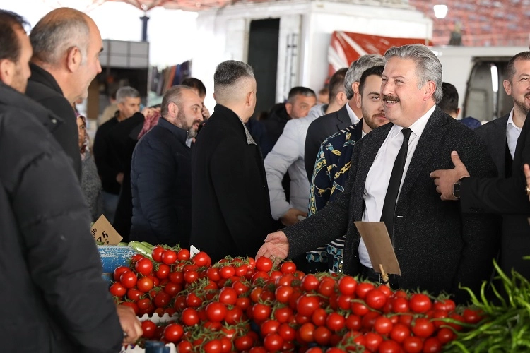 Melikgazi'ye Konforlu Pazar Yerleri Kazandırıldı
