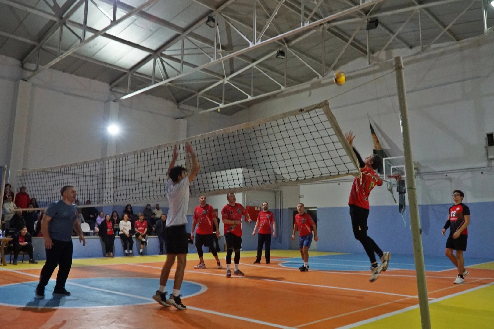 Keşan DOÇEK, Edirne Voleybol Turnuvası'nda yarışacak
