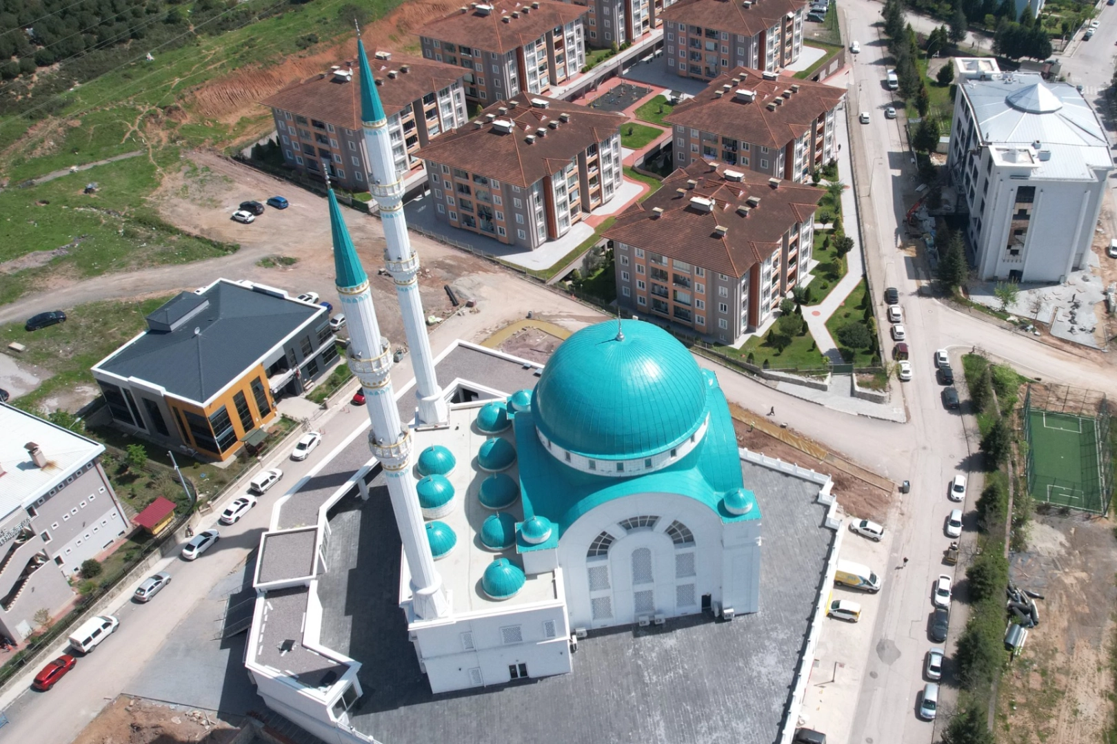 Derince Ahmet Yesevi Camii'ne Yeni Çehre
