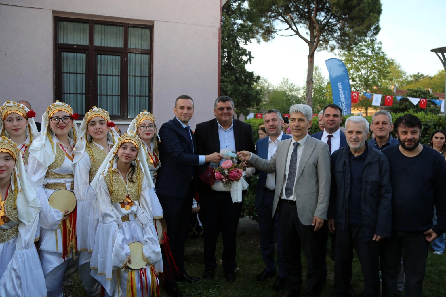 Kocaeli'nde Hıdırellez Şenliği Seka'da Kutlandı
