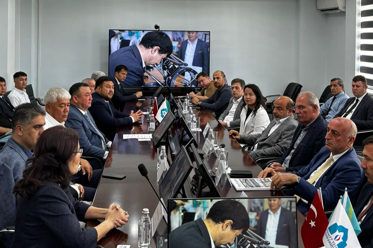 Karatay Belediye Başkanı, Kazakistan'da Kardeşlik Bağlarını Güçlendirdi
