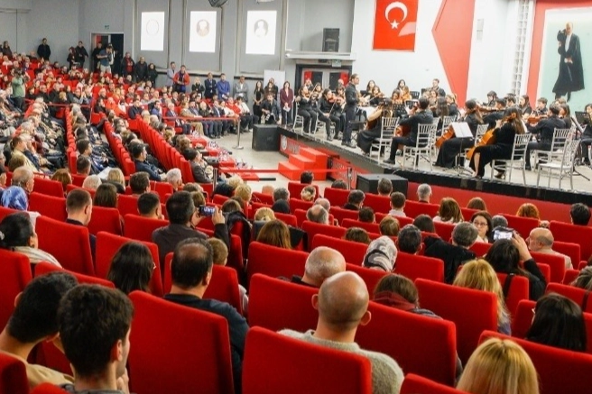 Manisa'da Gençlik Senfoni Orkestrası Kuruluyor
