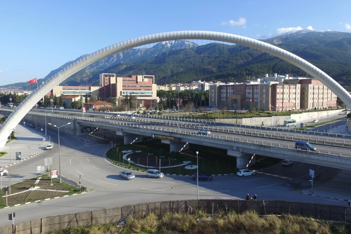 Manisa'nın Duvarları Genç Sanatçılarla Canlanacak

