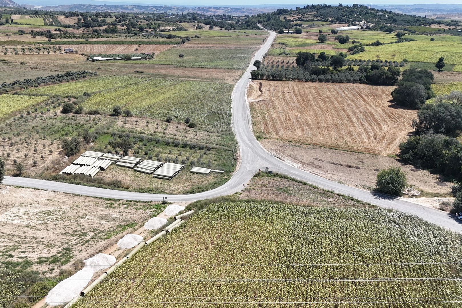 Mersin’de kırsal yollarda 21 kilometrelik asfalt çalışması