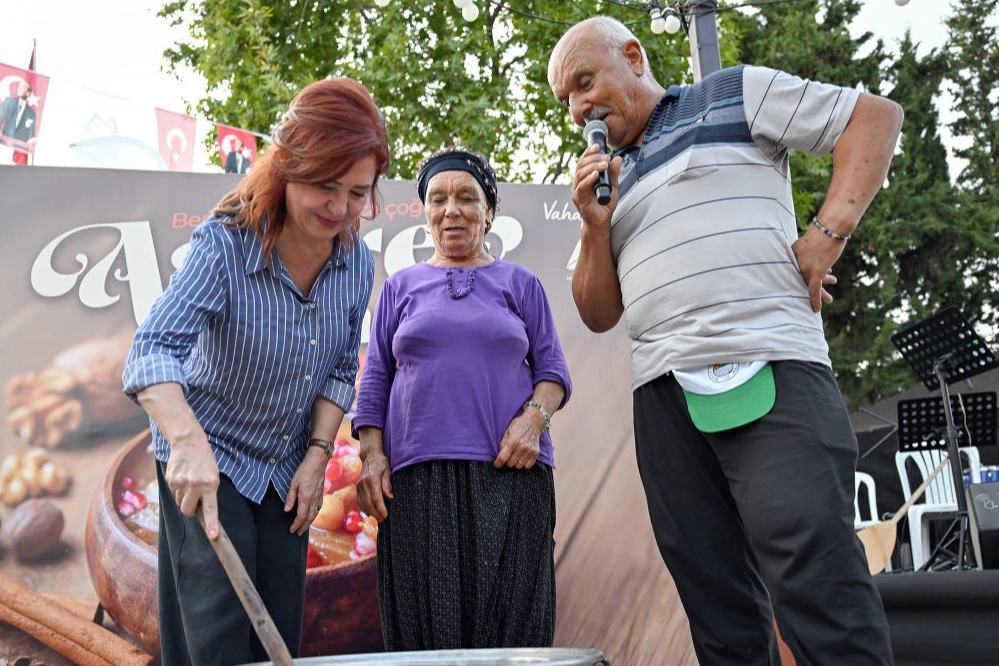 Mersin'de Kadınlar Aşure Etkinliğinde Buluştu
