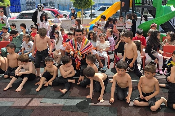 Minik Pehlivanlar Arenada Kıyasıya Mücadele Etti
