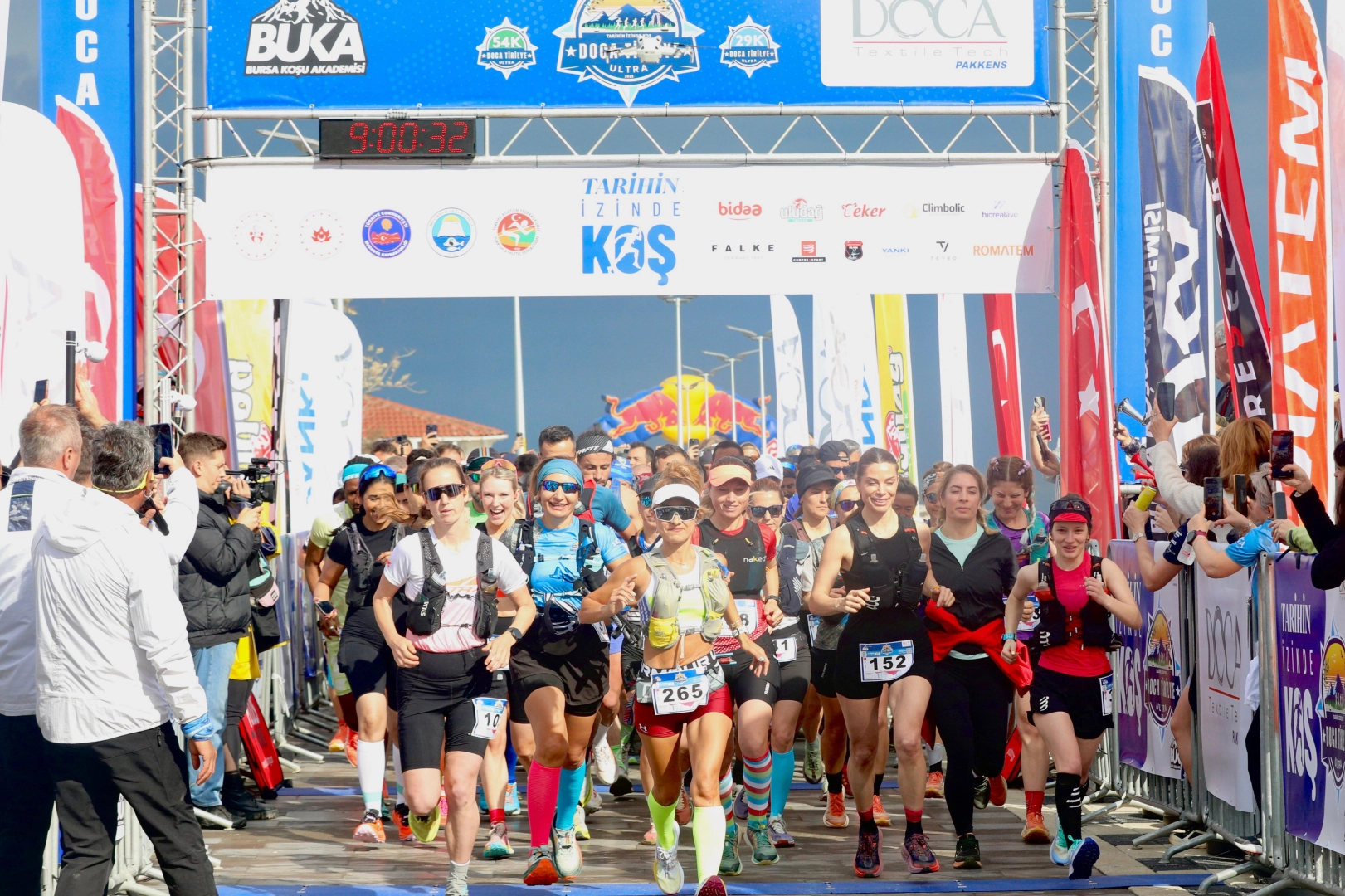 Mudanya'da 367 Sporcu Tarihi Koşuda Buluştu
