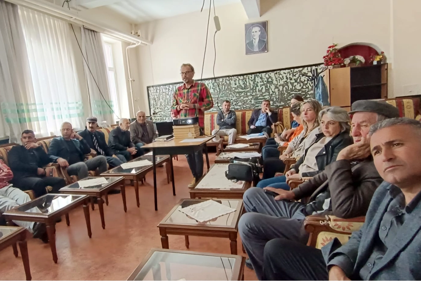 Pazaryeri Muhtarlarına Hizmet İçi Eğitim Verildi
