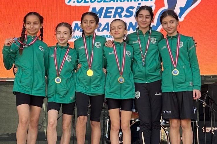 Sakarya Büyükşehir sporcularından uluslararası başarı