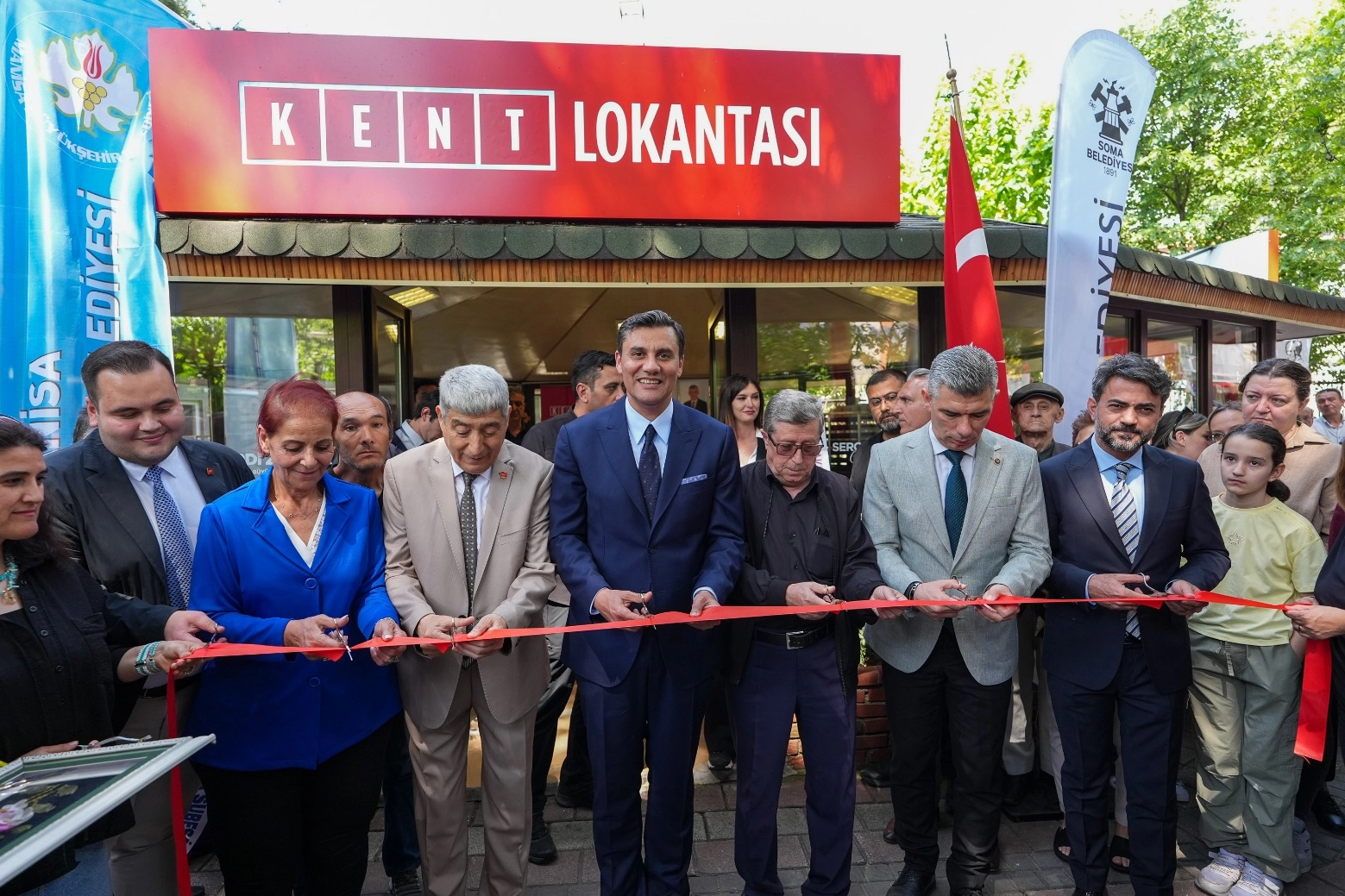 Soma'ya Sosyal Belediyecilik Projeleri Geldi
