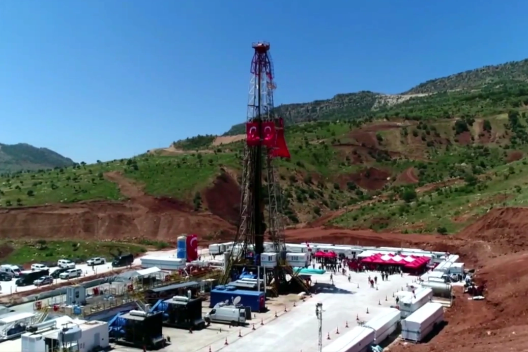 Gabar'da Petrol Üretimi Artışı ve 19 Mayıs Kutlaması
