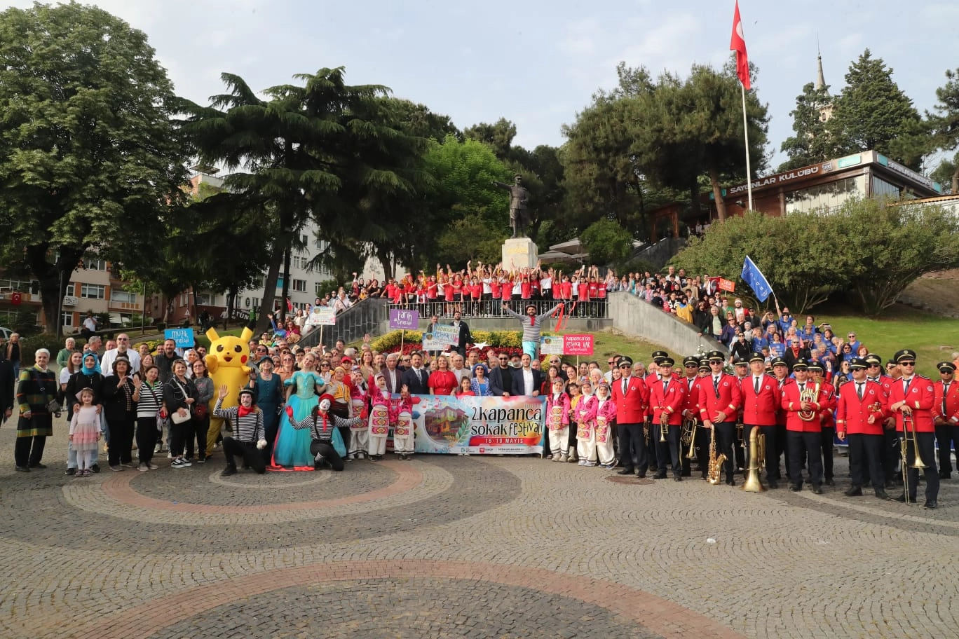 İzmit'te Uluslararası Kapanca Sokak Festivali Coştu
