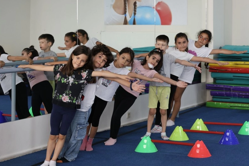 Eskişehir'de Yaz Spor Eğitimleri Tam Gaz Devam Ediyor
