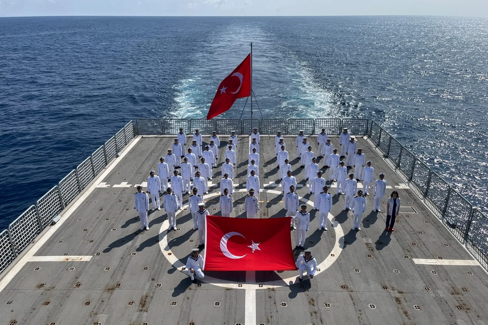 Cumhuriyet Bayramı Somali Açıklarında Görev Yapan Gemilerde Kutlandı
